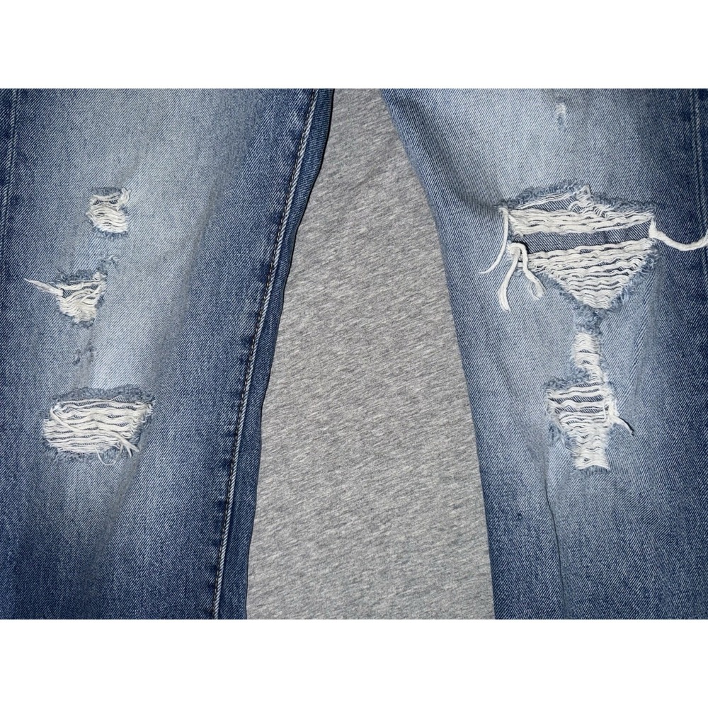 Levi‎ 501 Straight Leg Size 31x32 Distressed Ripped Jeans Medium Wash Button Fly - Picture 4 of 13